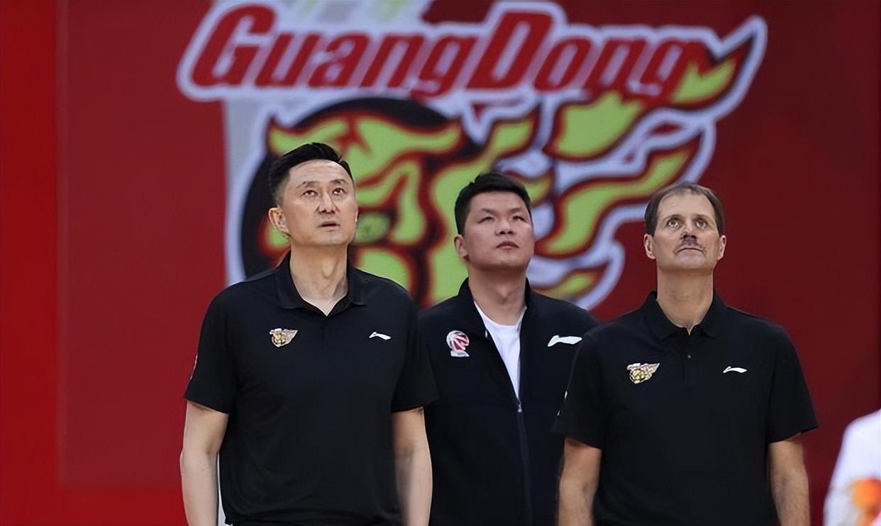 开云下载-广东男篮再次惨败，谁将负责？的简单介绍