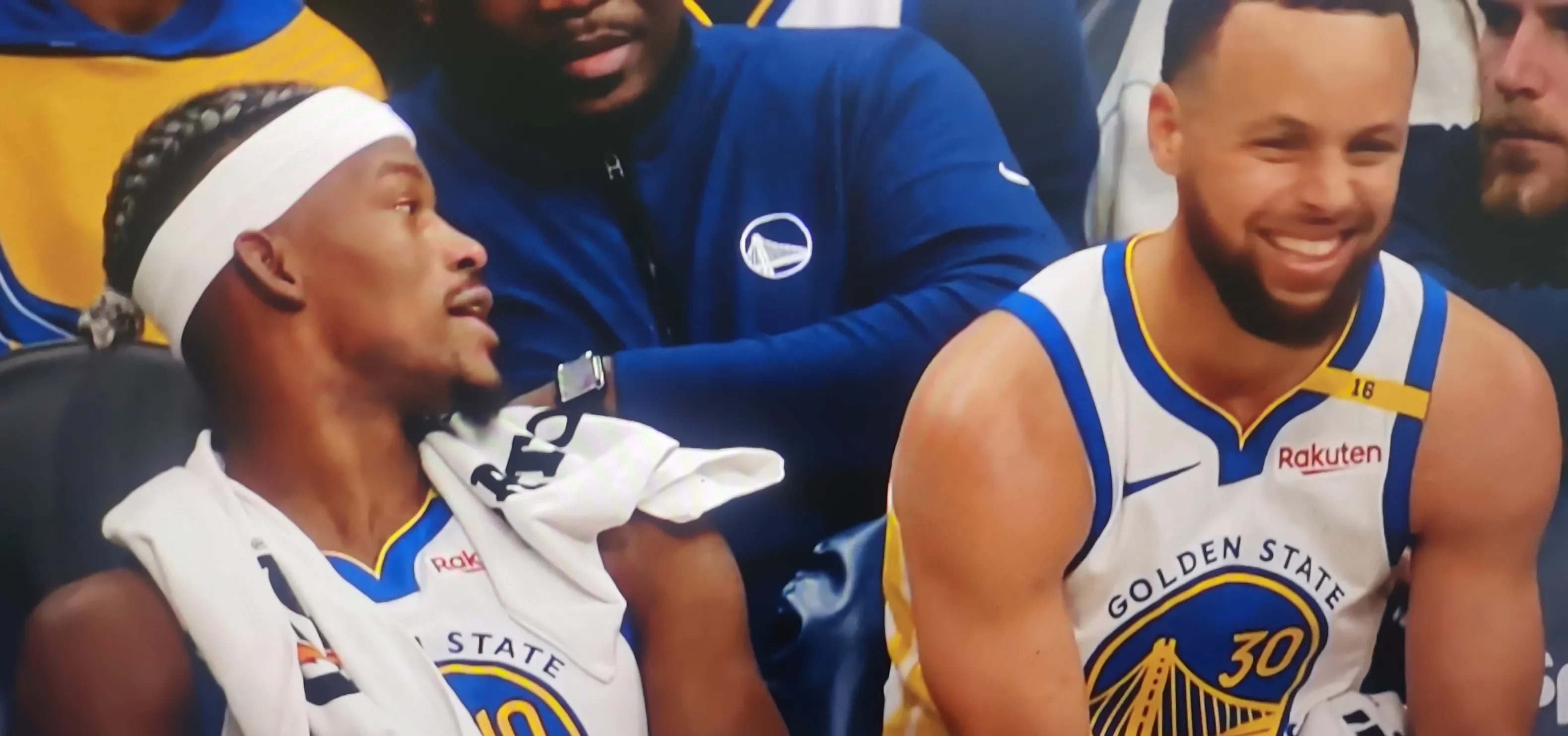 开云体育官网-纽约尼克斯在激战中取得胜利