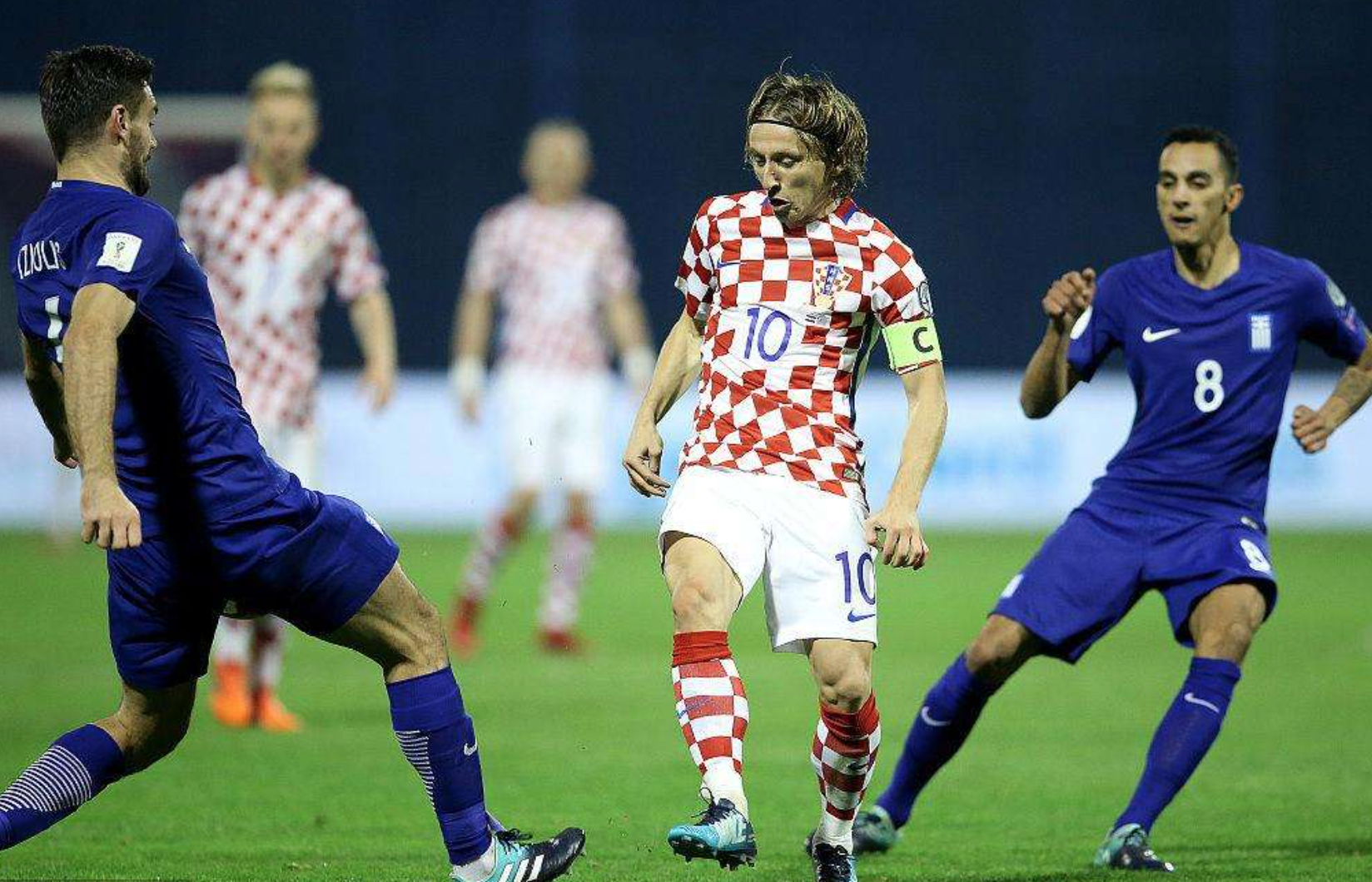 开云体育在线-包含希腊男篮翻盘公牛，汉密尔顿一己之力扛起全队的词条