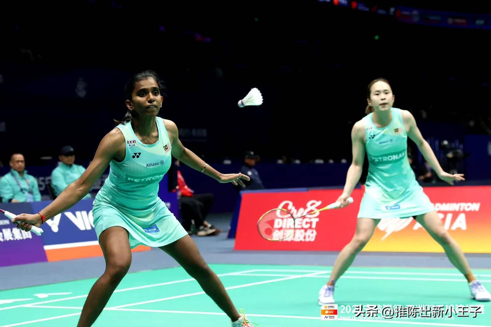 包含丹麦羽毛球队绝地反击中国羽毛球队，辛杜关键制胜的词条